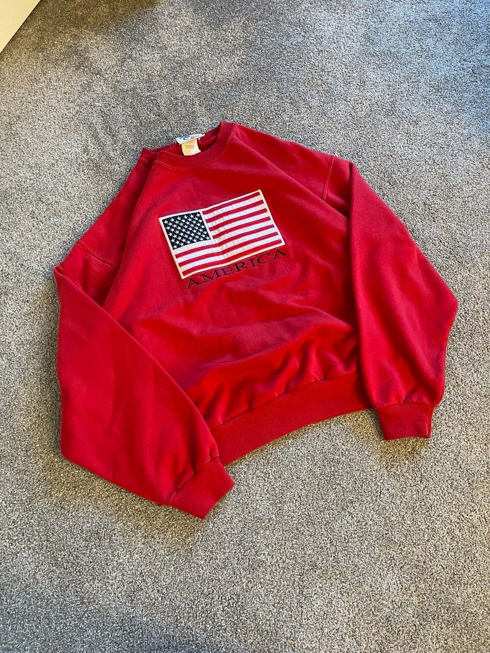 Mc Sport American Flag Sweatshirt Woman’s Size L Red USA Pullover Crewneck
